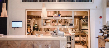 VIBRANT AND ELEGANT AMBIENCE AT MANNA HOTEL AND BRASSERIE